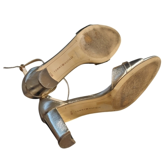 11 Tommy Hilfiger gold high heel size 11 - Picture 2 of 7